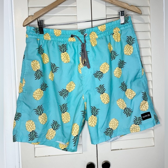 Hurley Men’s Pineapple Print Swim Board Shorts – Size Large - Picture 1 of 5